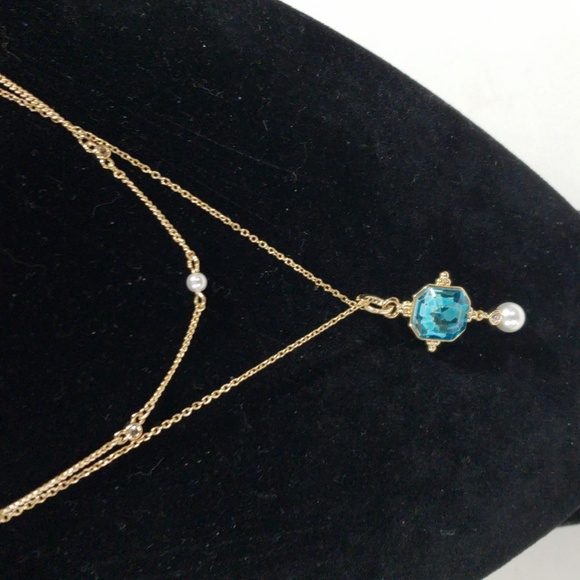 Elegant Gold-Tone Layered Necklace - Blue Gem & Pearl Accents - Stylish Women's - Picture 5 of 9